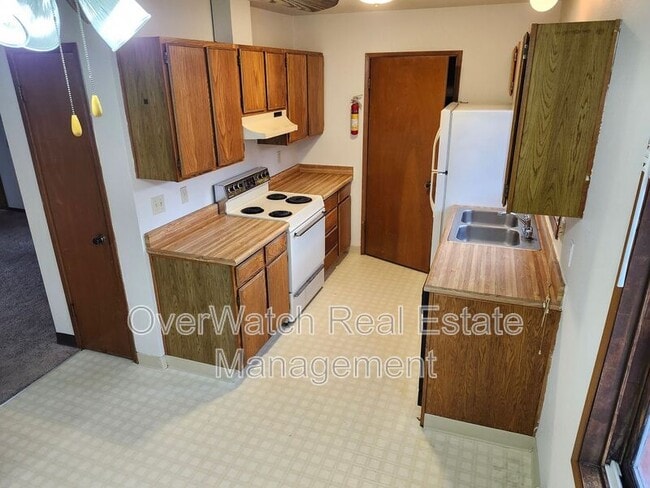 Photo - 8116 Boundary Ave