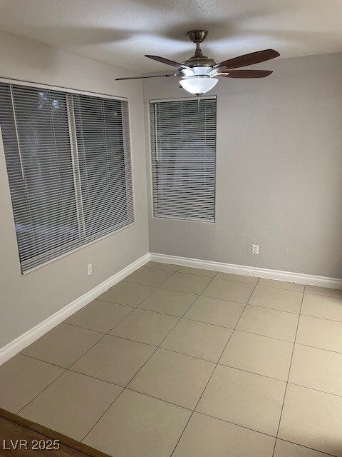 Building Photo - 5217 Caspian Springs Dr Unit 204