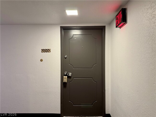 Photo - 3930 University Center Dr Unit 208