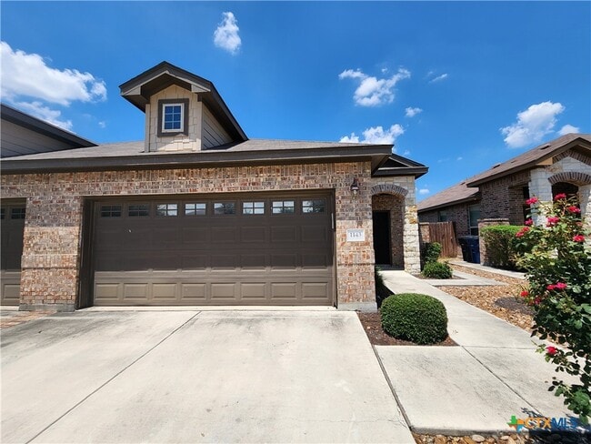 Building Photo - 1143 Creekside Orchard