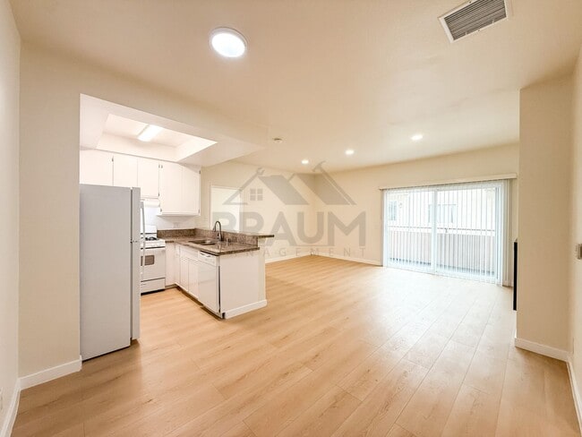 Photo - 11459 Collins St Unit 112