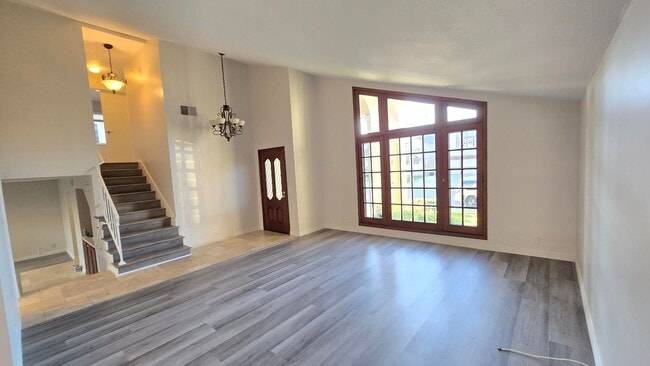 Photo - Westminster - Lovely 4 Bedroom 2.5 Bath House for Lease