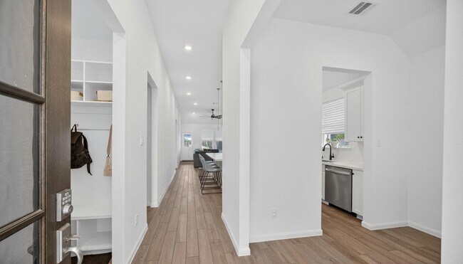 Photo - 18830 Shadowfax Trl