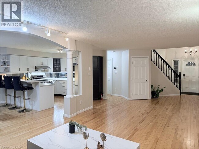 Photo - 23 Marsh Crescent