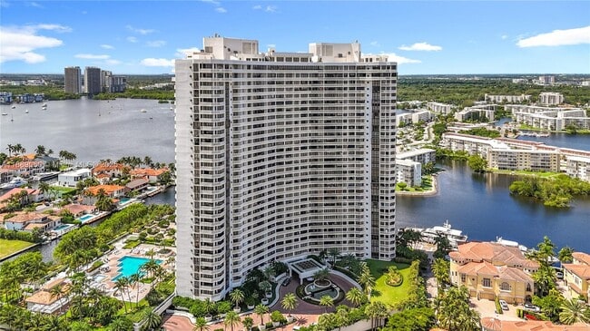 Building Photo - 1000 W Island Blvd Unit 2208