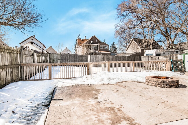 Photo - 323 Indiana Ave SW