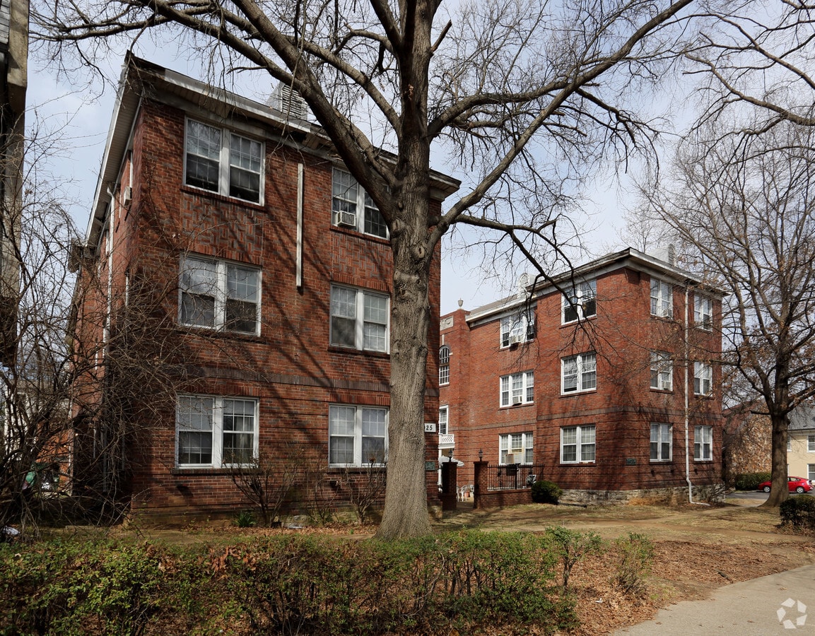 Photo - Mayflower Apartments