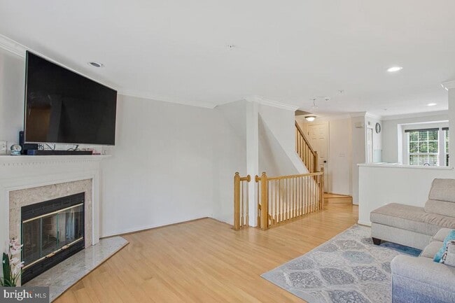 Photo - 13902 Barrington Ln