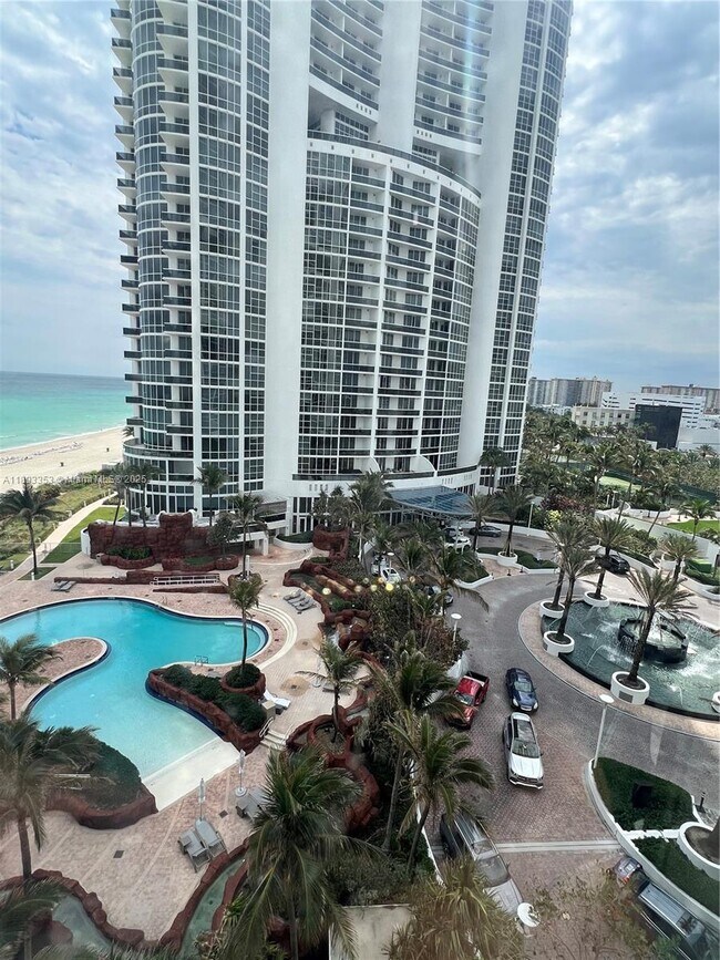 Photo - 18201 Collins Ave Unit 908
