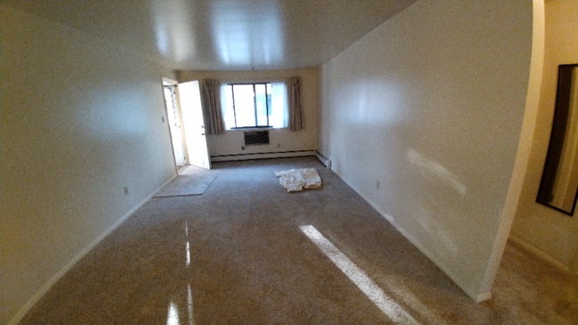 Photo - 331 E Magnolia St