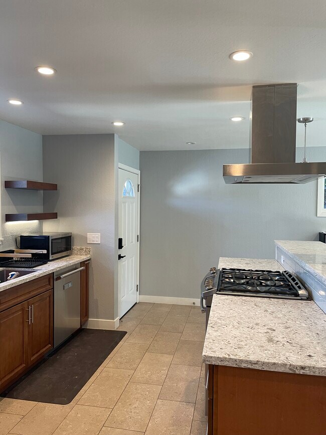 1166 Ruby St Townhome Townhome Rental in Redwood City CA