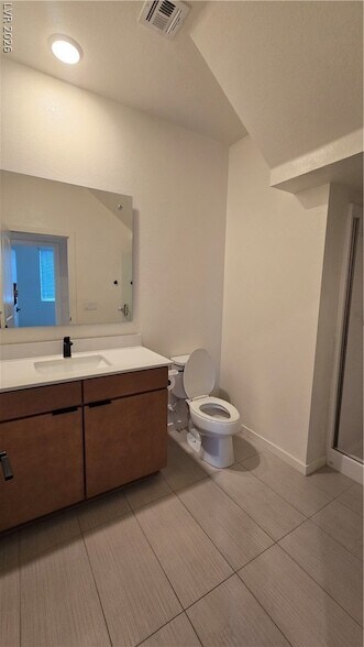 Photo - 762 Elstree Ct