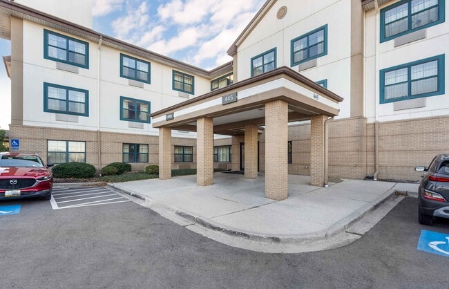 Photo - Furnished Studio-Chicago - Lisle
