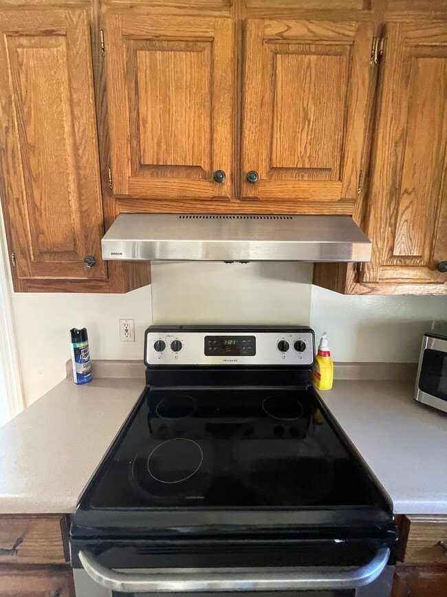 Photo - 3 Bedroom 2.5 Bath Townhome Located in Fountain Inn!!! Just minutes from the Downtown Area!