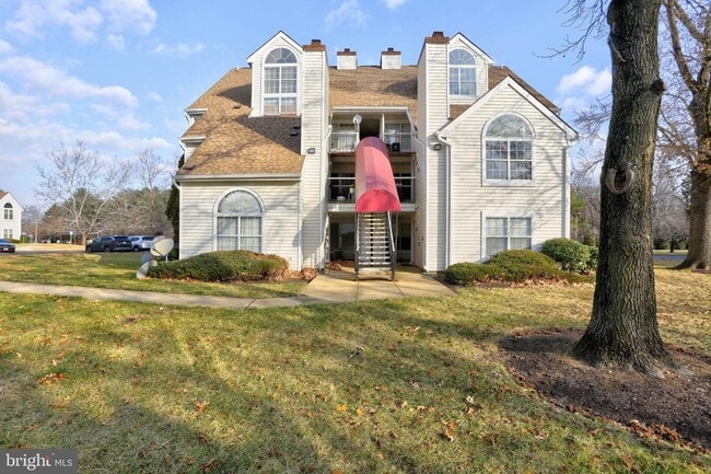 Building Photo - 1st Floor Bowie Condo