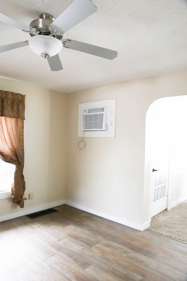 Photo - Rent: $1500 - 4 bed home within walking distance to downtown