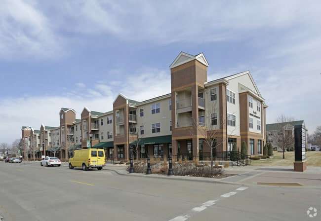 Realife Cooperative of Osseo - Realife Cooperative of Osseo Apartments