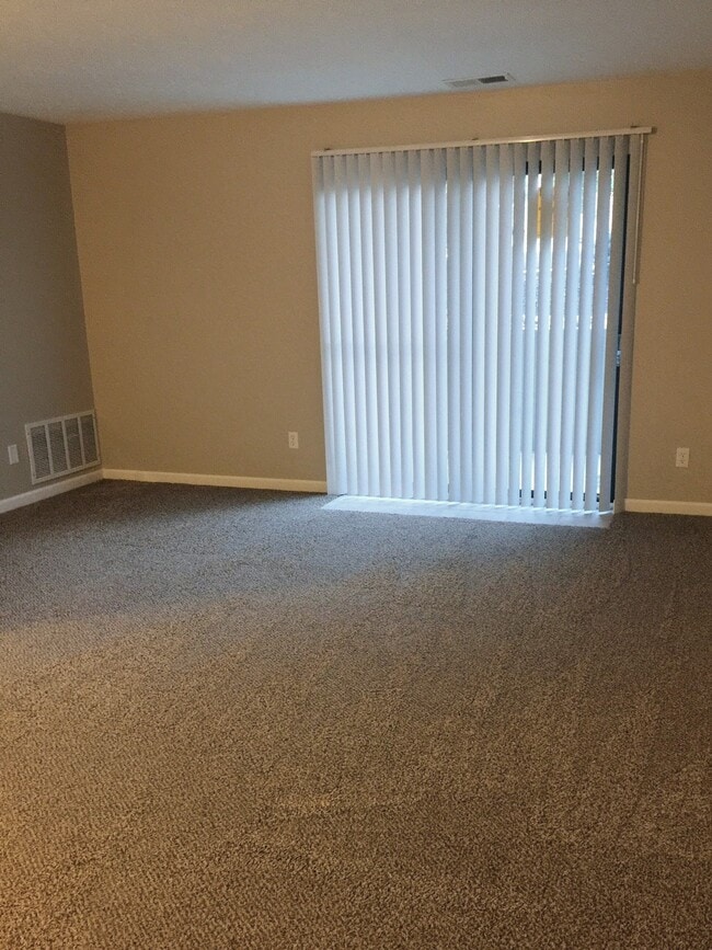 Photo - 7213 Creekview Dr #4 Unit 4