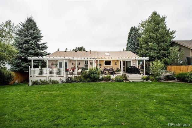 Photo - 445 Larkspur Dr