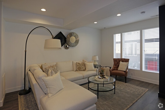 S-Line Townhomes