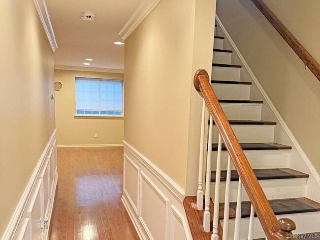 Photo - 54 Fairways Dr