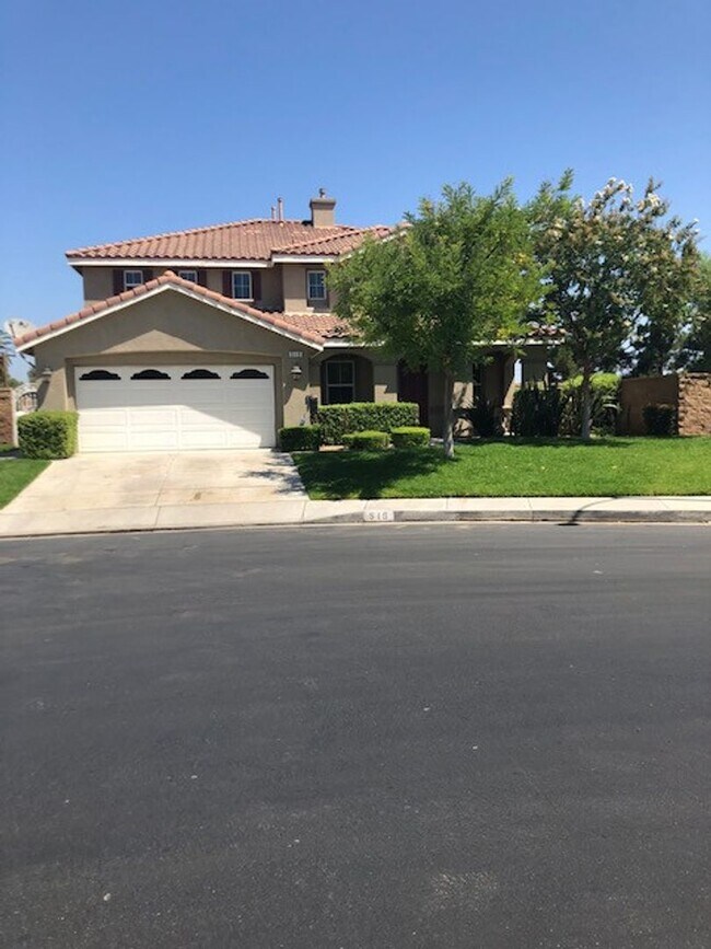 519 Cedarbrook Ln