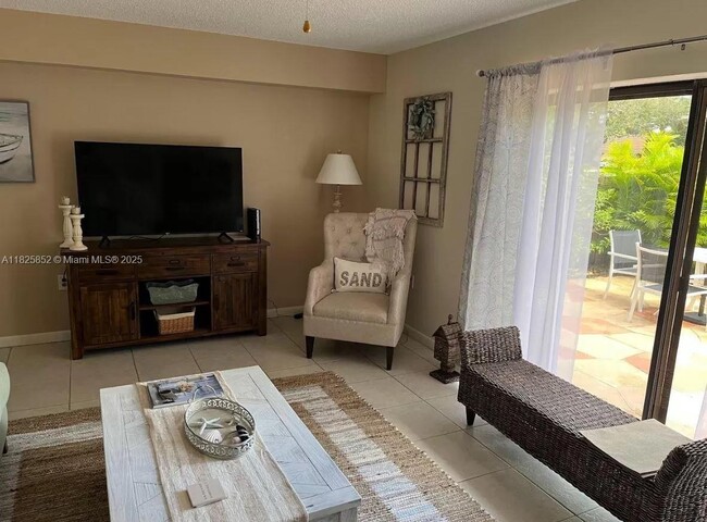 Photo - 1302 13th Ct