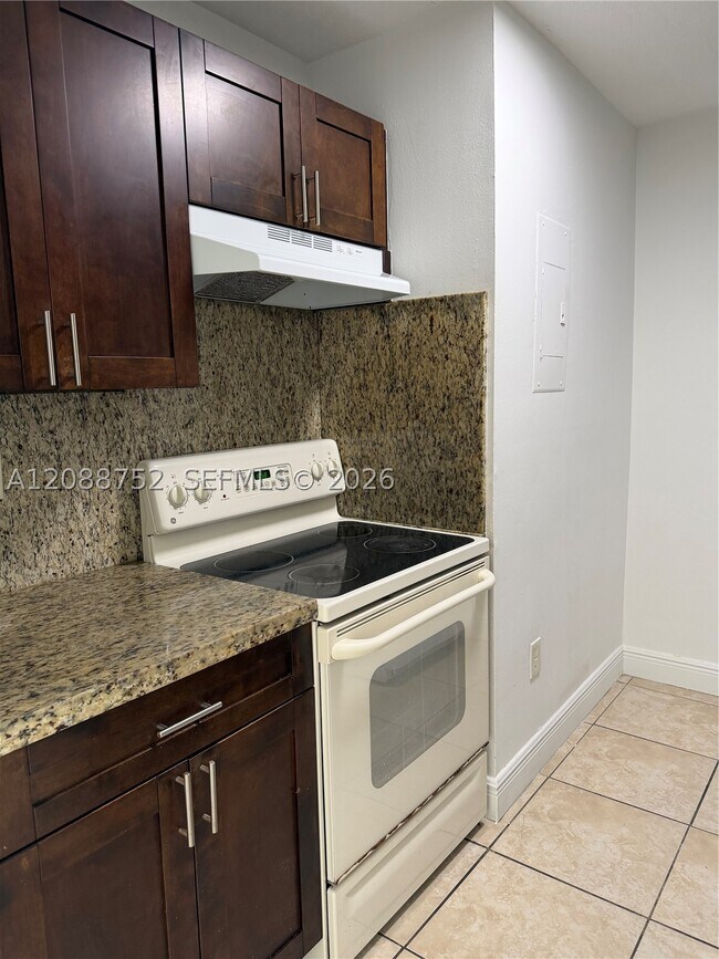Photo - 7425 SW 152nd Ave Unit 11-106