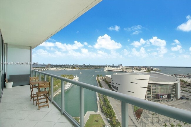 Photo - 888 Biscayne Blvd