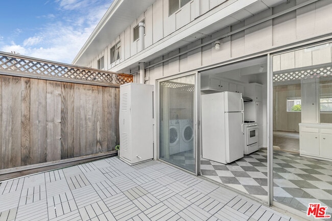 Photo - 4040 Grand View Blvd Unit 69