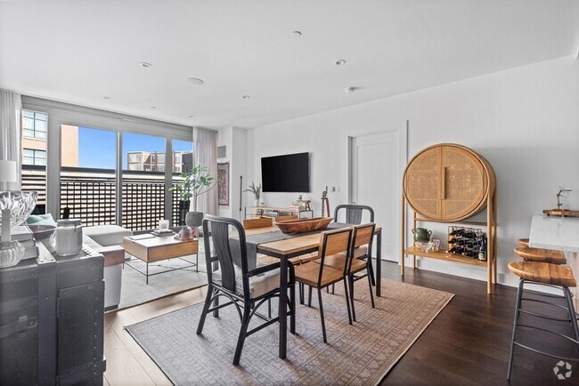 Building Photo - 14 W Broadway Unit 703 Rental