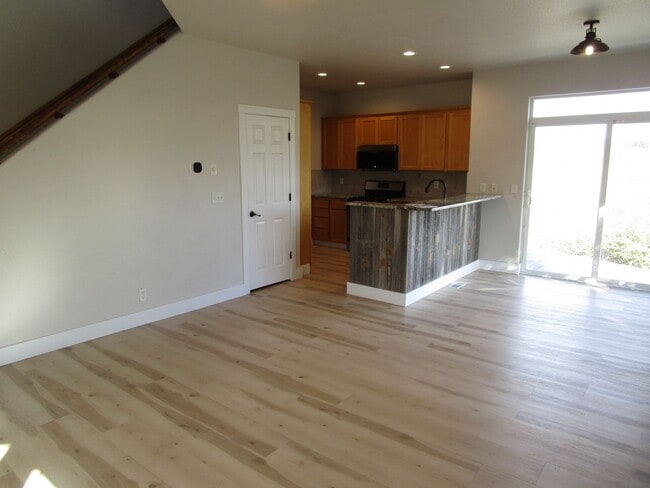 Photo - *PRICE REDUCED* Completely Refreshed 2 Sto...