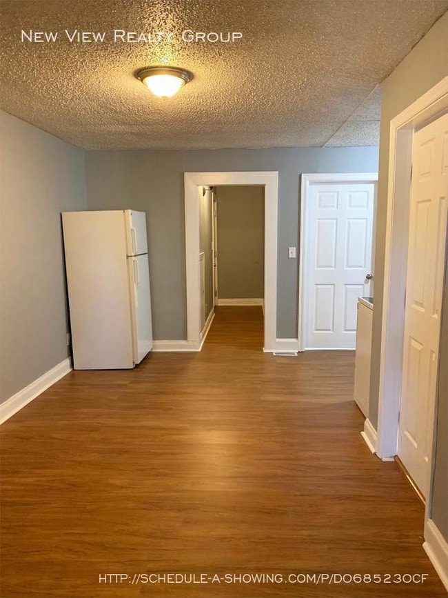 Photo - 112 Sylvania Ave Unit 1