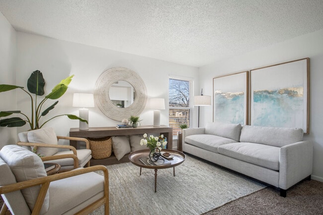 Photo - Village on the Green Apartments