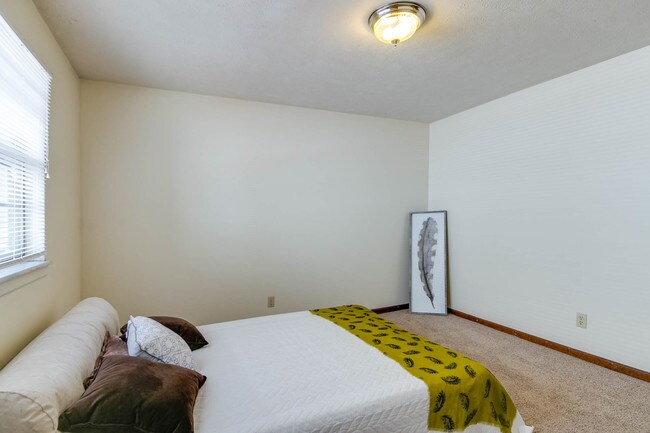 1119 Laramie