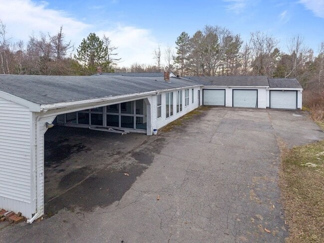 Photo - 13 Alder Ln