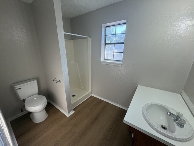 Photo - 1510 W South St