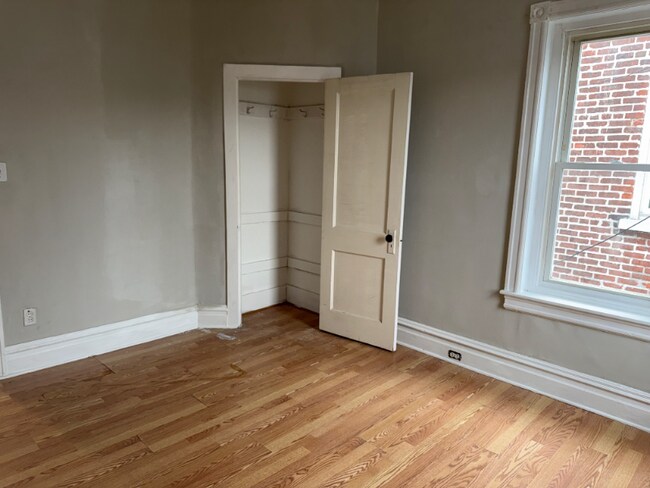 Photo - 41 S Franklin St