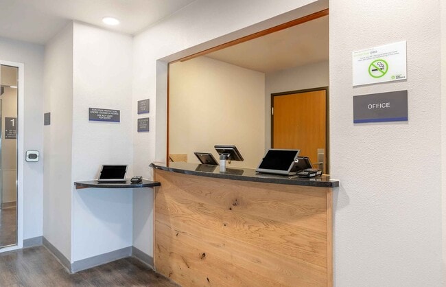 Furnished Studio-Omaha - Southwest
