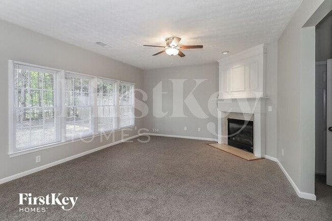 Photo - 3480 Northfield Way