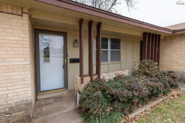 Photo - 4646 Sierra Madre Dr