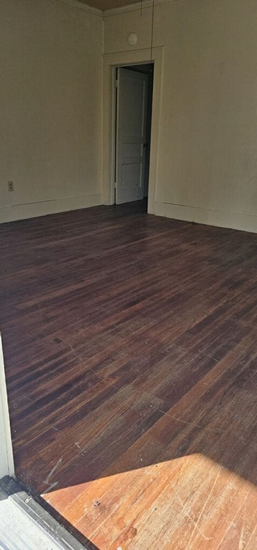 Photo - 2/1 Ready to move in