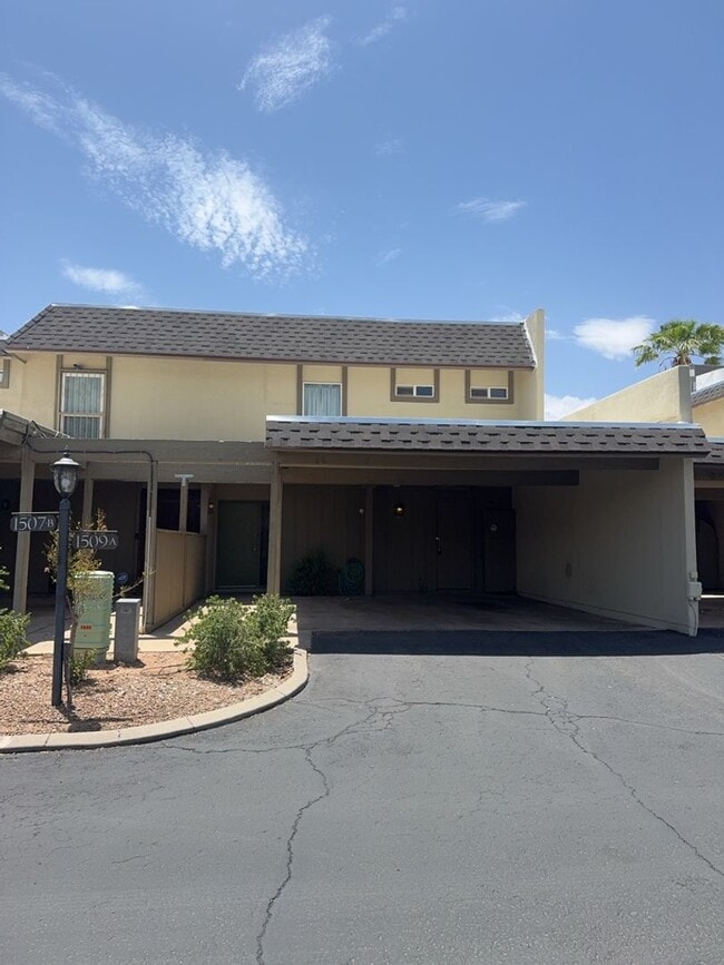 3 Bed 2.5 Bath Pet-Friendly Retreat by The... - 3 Bed 2.5 Bath Pet-Friendly Retreat by The... Casa