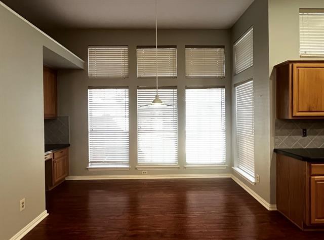 Photo - 4720 Lawrence Ln