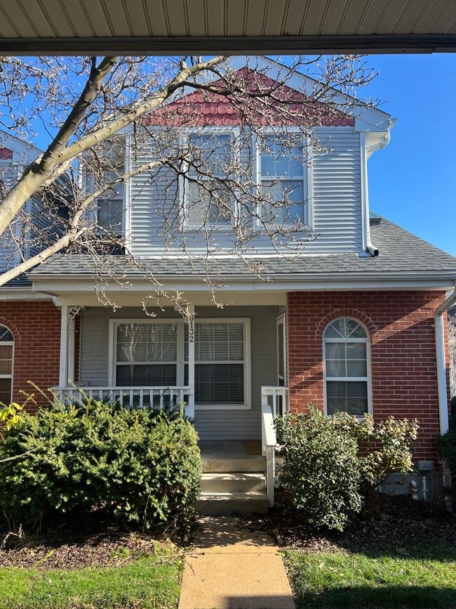 Building Photo - 3 Bedroom, 2.5 Bath Townhouse in Park Hampton