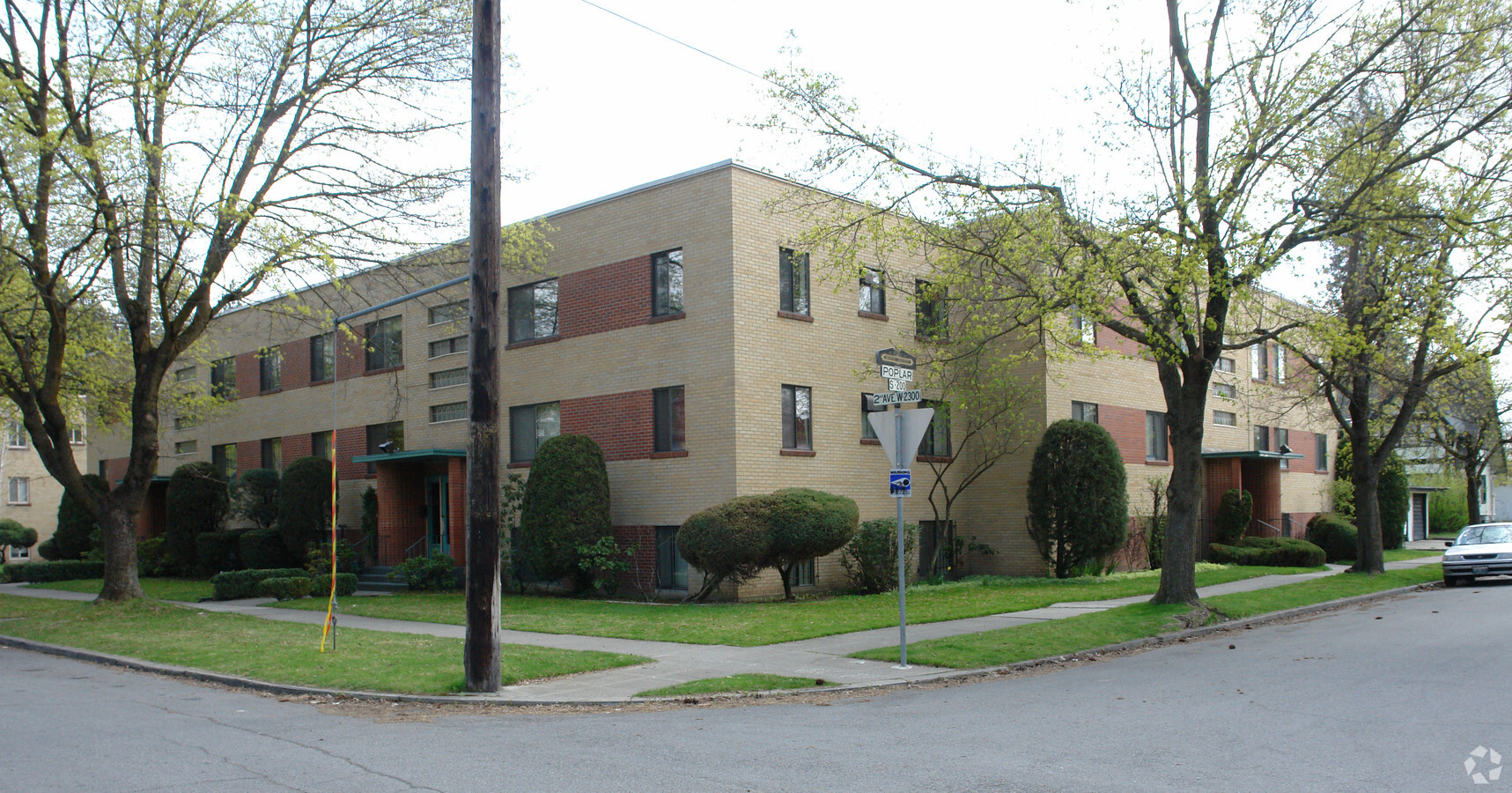 CHI - CHI Apartments