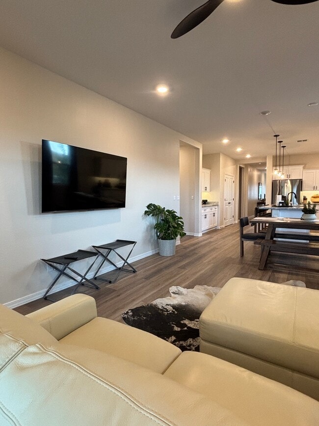 Photo - 1204 Tranquil Ln