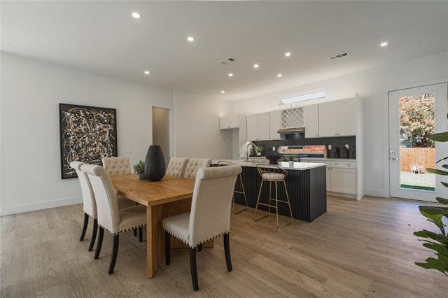Photo - 115 E Ireland Dr