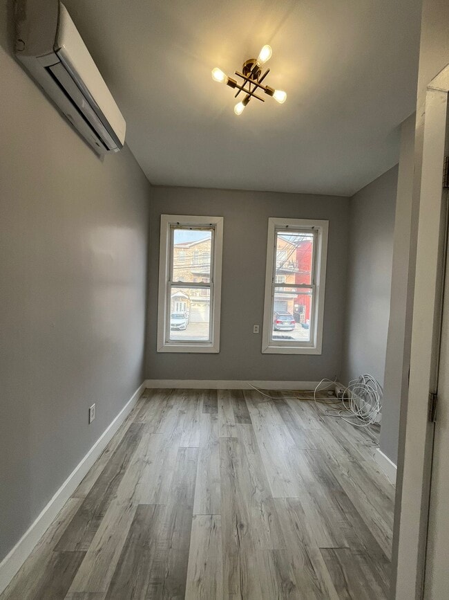 Photo - 86 Zabriskie St Unit 3