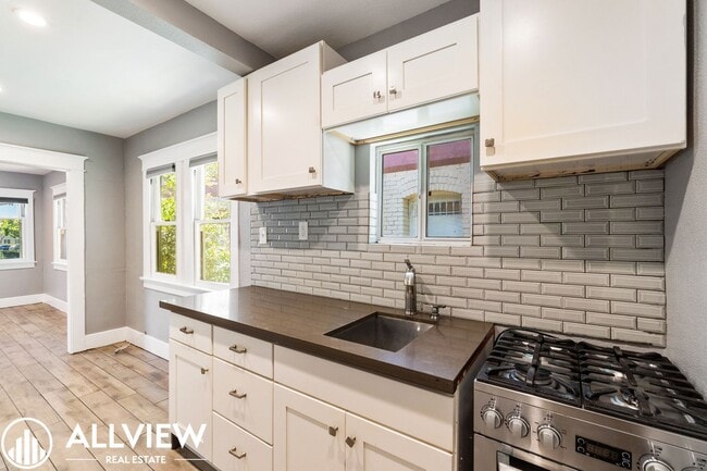 Photo - 307 W 7th St Unit 309